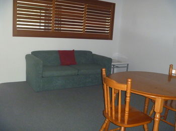 Chez Noosa Resort Motel - Accommodation Tasmania 24