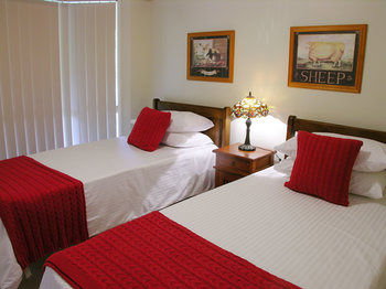 Apple Tree Cottage & Studio - Accommodation Tasmania 8