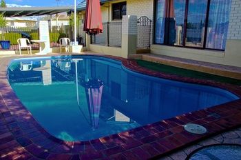 Motel Grande Tamworth - Accommodation Tasmania 4