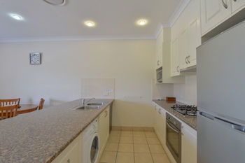 Cadman Motor Inn & Apartments - Accommodation Tasmania 20