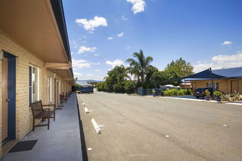 Edward Parry Motel & Apartments - Accommodation Tasmania 20