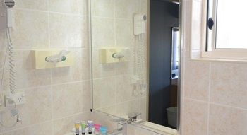 Edward Parry Motel & Apartments - Accommodation Tasmania 27