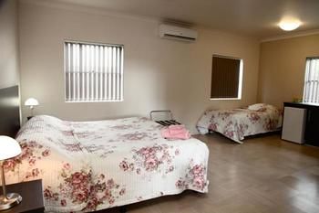 Station Hotel Motel Kurri Kurri - Accommodation Tasmania 4