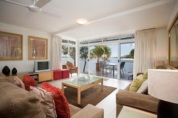 Skippers Cove Waterfront Resort - Accommodation Tasmania 27