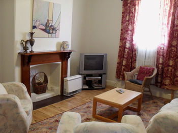 Aaron Cottage - Accommodation Tasmania 5