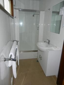 Gundagai Cabins & Tourist Park - Accommodation Tasmania 0