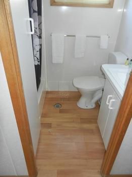 Gundagai Cabins & Tourist Park - Accommodation Tasmania 5