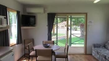 Gundagai Cabins & Tourist Park - Accommodation Tasmania 8