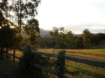 Elfin Hill Country Accommodation - Accommodation Tasmania 3