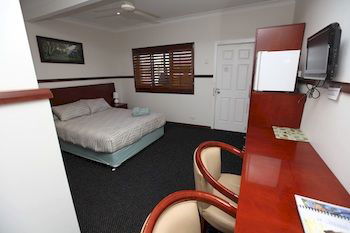 Across Country Motel And Serviced Apartments - Accommodation Tasmania 7