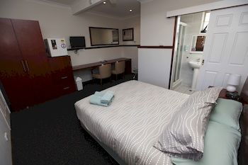Across Country Motel And Serviced Apartments - Accommodation Tasmania 8