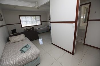 Across Country Motel And Serviced Apartments - Accommodation Tasmania 21