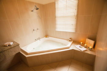 Spicers Vineyards Estate - Accommodation Tasmania 11