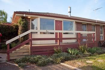 Yarra Glen Racecourse Apartments - Accommodation Tasmania 2