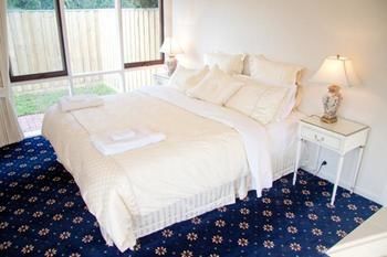 Yarra Glen Racecourse Apartments - Accommodation Tasmania 4