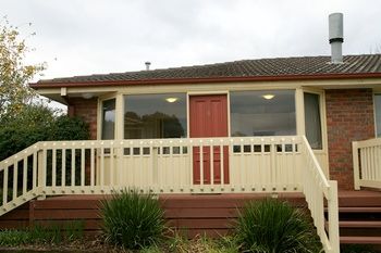 Yarra Glen Racecourse Apartments - Accommodation Tasmania 10