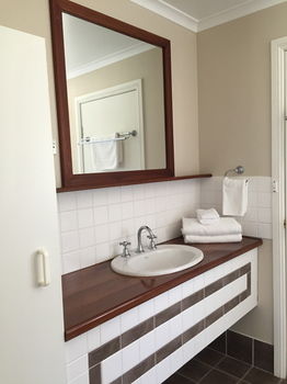 Belford Cottages - Accommodation Tasmania 0