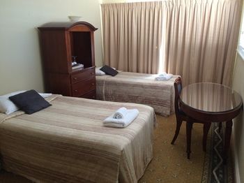 Darcys Hotel At Homebush - Accommodation Tasmania 22
