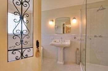 The Heart Of Emerald Bed & Breakfast - Accommodation Tasmania 1