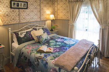 The Heart Of Emerald Bed & Breakfast - Accommodation Tasmania 5