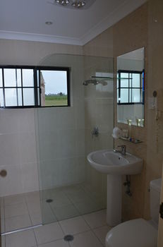 Broken View Estate - Accommodation Tasmania 1