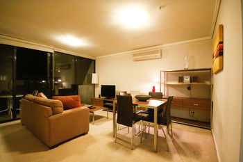 Amazing City Apartment - Accommodation Tasmania 26