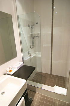 Best Western Sanctuary Inn - Accommodation Tasmania 1