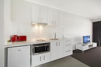 Cooroy Luxury Motel Apartments Noosa - Accommodation Tasmania 15