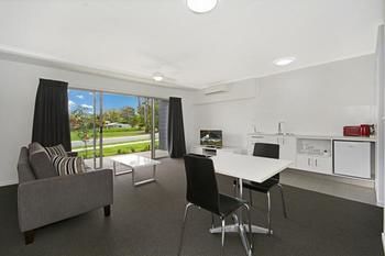 Cooroy Luxury Motel Apartments Noosa - Accommodation Tasmania 16