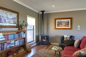 Mary Valley Views B + B - Accommodation Tasmania 0