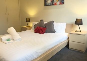 Melbourne Stays - Docklands - Accommodation Tasmania 10