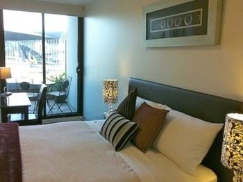 Melbourne Stays - Docklands - Accommodation Tasmania 13