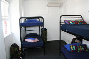 Zing Backpackers - Accommodation Tasmania 10