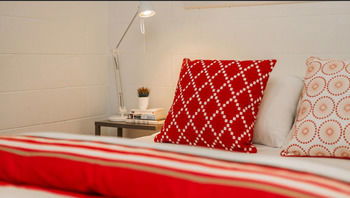 Apartment2c - Lennox 10 - Accommodation Tasmania 2