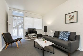 Apartment2c - Lennox 10 - Accommodation Tasmania 6