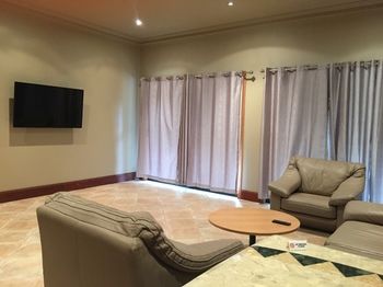 Relaxin - Accommodation Tasmania 20