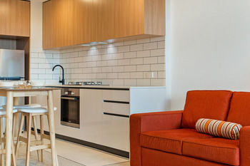 Bayside Towers Serviced Apartments - Accommodation Tasmania 5