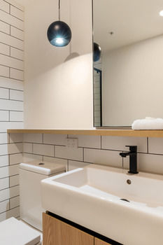 Bayside Towers Serviced Apartments - Accommodation Tasmania 6