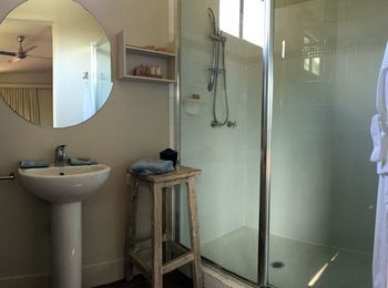 Phoenix Eumundi Bed & Breakfast - Accommodation Tasmania 5