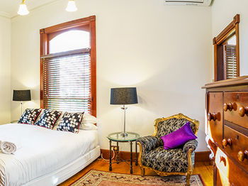 The Regents Park - Accommodation Tasmania 8