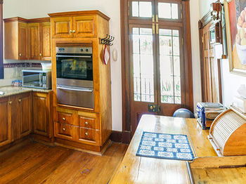 The Regents Park - Accommodation Tasmania 21