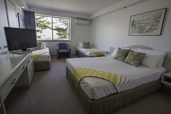 Newcastle Beach Hotel - Accommodation Tasmania 26