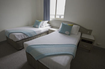 Newcastle Beach Hotel - Accommodation Tasmania 27