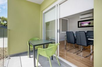 Belmont Executive Apartments - Accommodation Tasmania 1