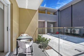 Belmont Executive Apartments - Accommodation Tasmania 2