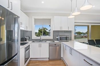 Belmont Executive Apartments - Accommodation Tasmania 9