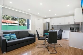 Belmont Executive Apartments - Accommodation Tasmania 12