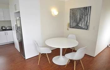 Balmain 4 Mont Furnished Apartment - Accommodation Tasmania 3