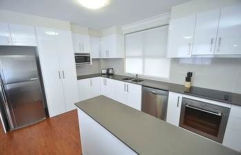 Balmain 4 Mont Furnished Apartment - Accommodation Tasmania 4
