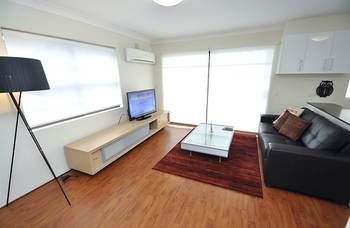 Balmain 4 Mont Furnished Apartment - Accommodation Tasmania 7